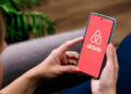Nova autorização será cobrada de quem aluga imóvel via Airbnb no Brasil