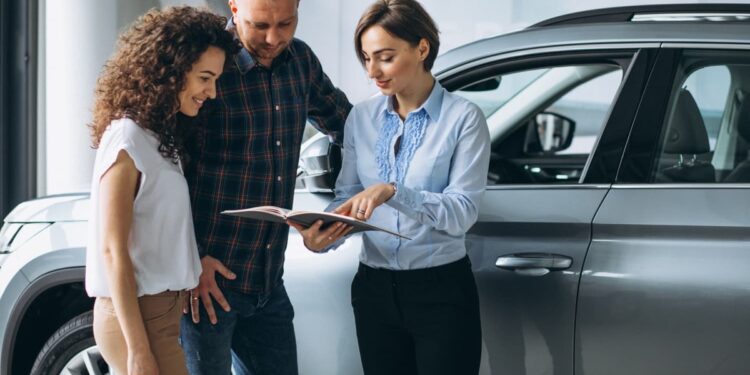 Brasileiros estão comprando carros até 25% mais baratos na ‘nova Suíça’ da América do Sul