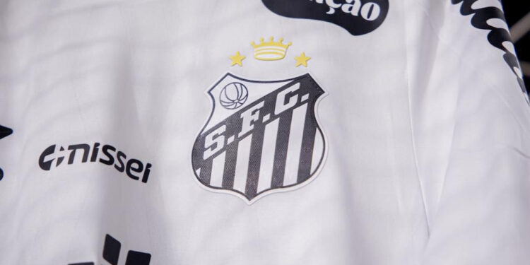 Santos precisa correr contra o tempo ou pode perder 10 jogadores de graça
