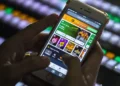 Receita Federal alerta influenciadores digitais que divulgam bets