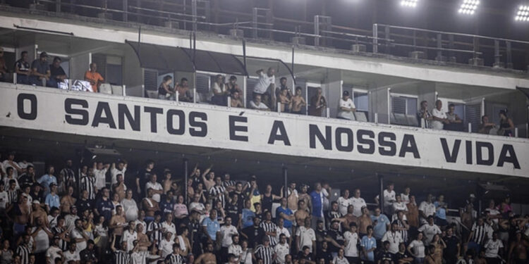 Recém chegou como reforço de peso e já está deixando o Santos