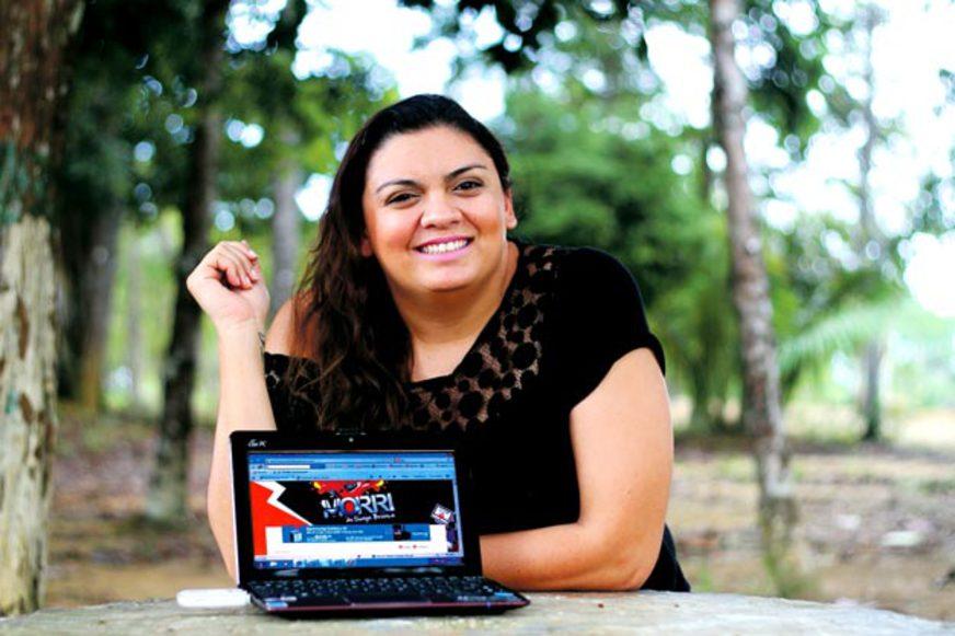 Sites divertem ao zoar celebridades