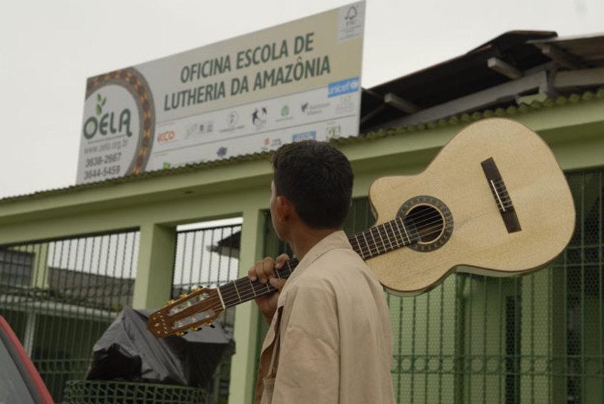 Escola de Lutheria abre processo seletivo em Manaus