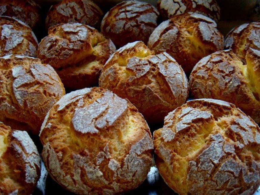 Cursos ensinam o preparo de biscoitos e esculturas em frutas