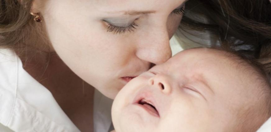 Conexão entre mãe e filho ajuda a identificar o significado dos choros