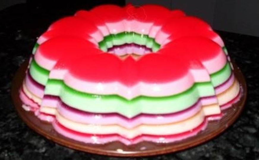 Gelatina Colorida em Camadas