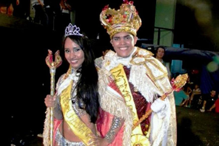 Carnailha elege Rainha e Rei Momo 2012 de Parintins (AM)