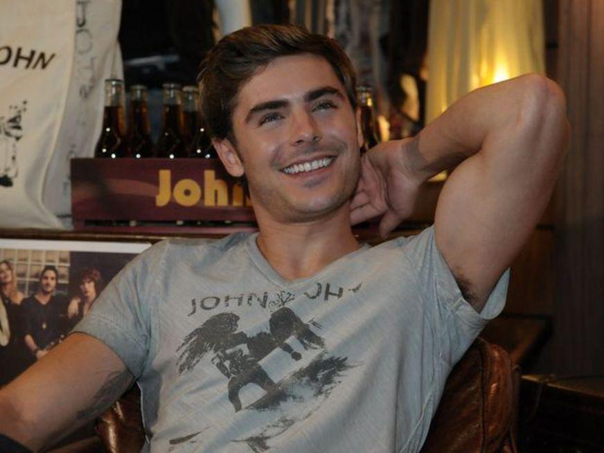 Zac Efron dá dica de estilo para os homens
