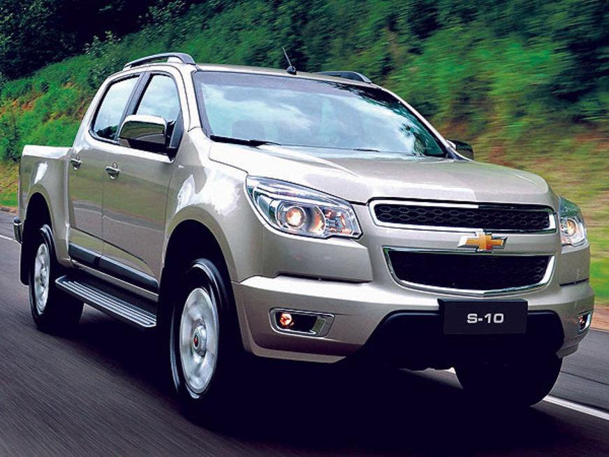 Nova S10 é lançada com doze versões