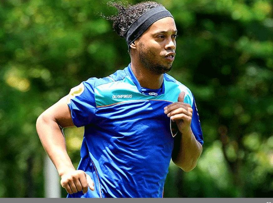 Flamengo e Ronaldinho irão assinar contrato de imagem