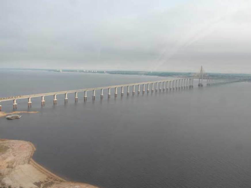 MPF/AM discute com órgãos públicos medidas contra ocupação irregular da margem do rio Negro