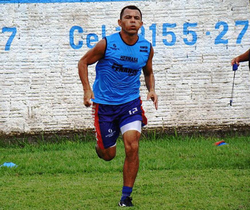 Recuperado, Ronimar trabalha para voltar ao Penarol