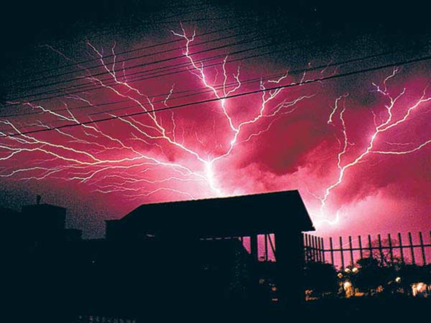 Monitoramento de raios do Inpe pode ajudar setor elétrico da Amazônia