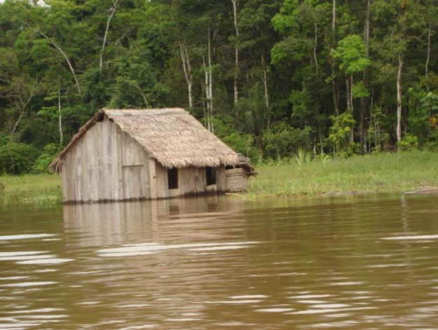 Municípios do interior do Amazonas atingidos pela chuva recebem ajuda