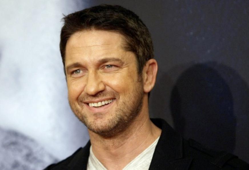 Gerard Butler é internado para tratar vício em remédios e cocaína