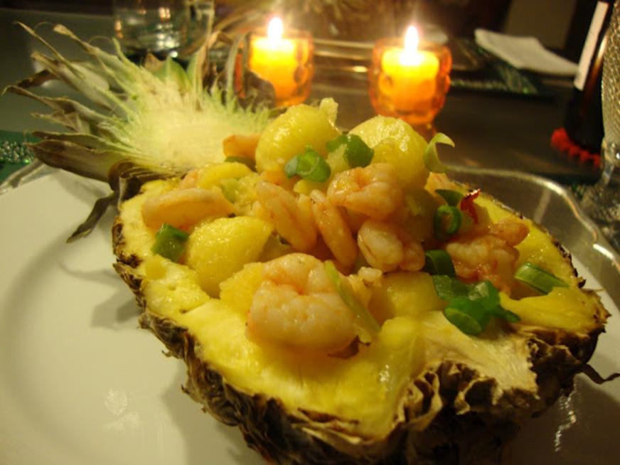 Ananás Flambé com Camarão e Whisky