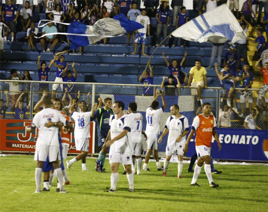Nacional derrota Fast Clube e vence o clássico Pai e Filho