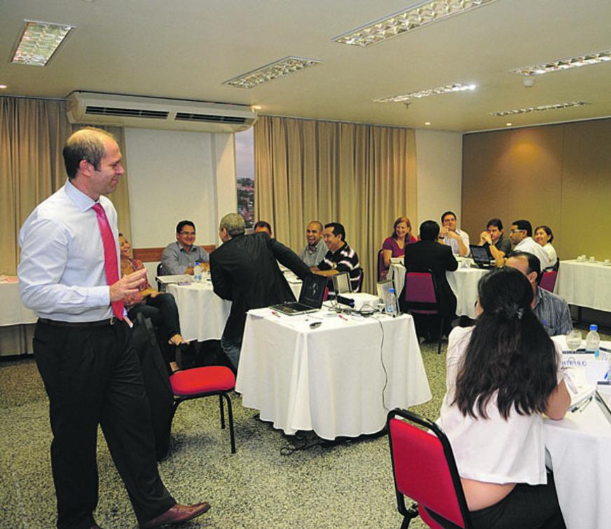 Especialista de Harvard participa de treinamento em Manaus