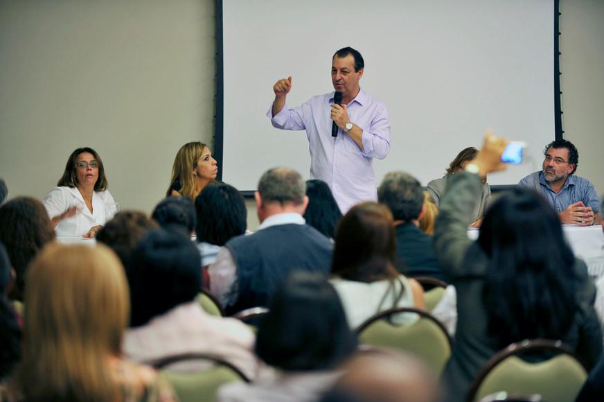 Omar defende pauta própria sobre sustentabilidade para o AM