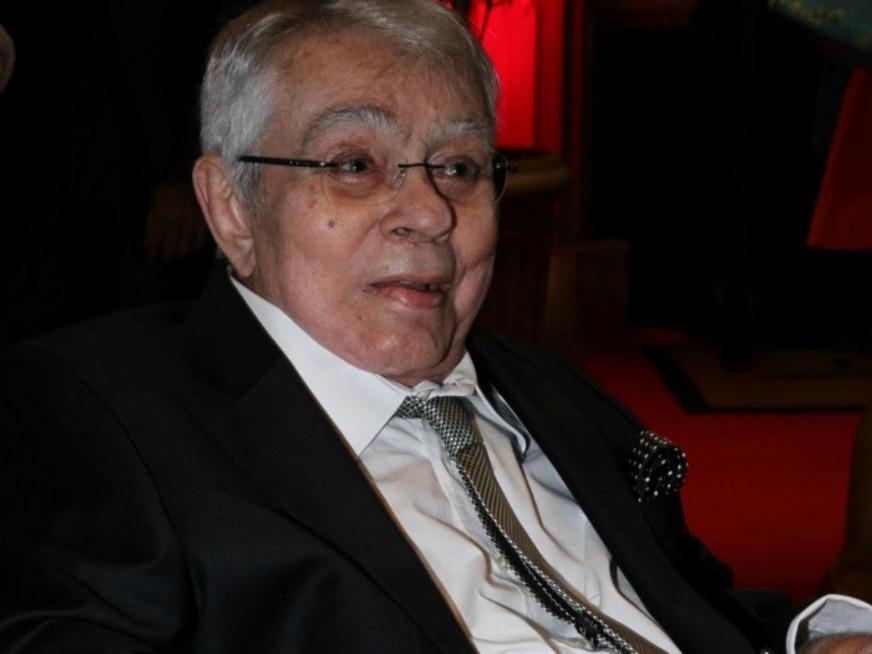 Chico Anysio piora e volta a respirar com ajuda de aparelhos