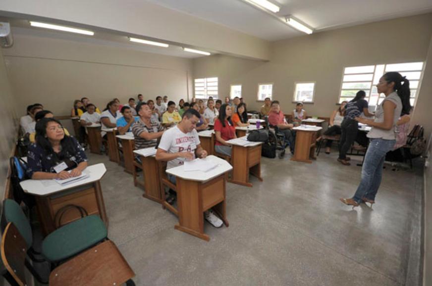 Seduc convoca aprovados no Processo Seletivo Simplificado 2012