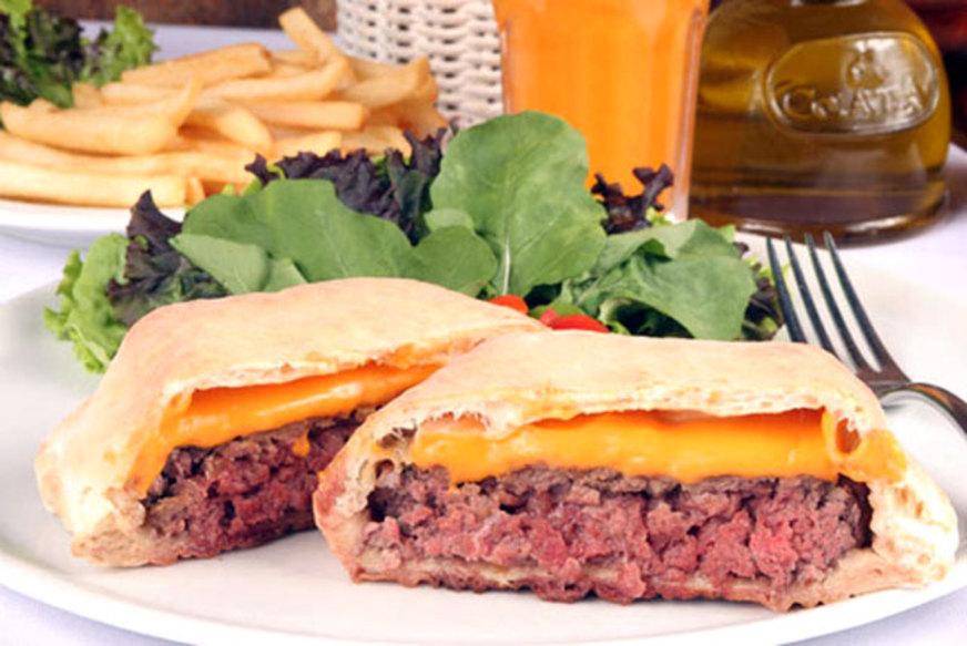 Cheeseburguer no pão de pizza