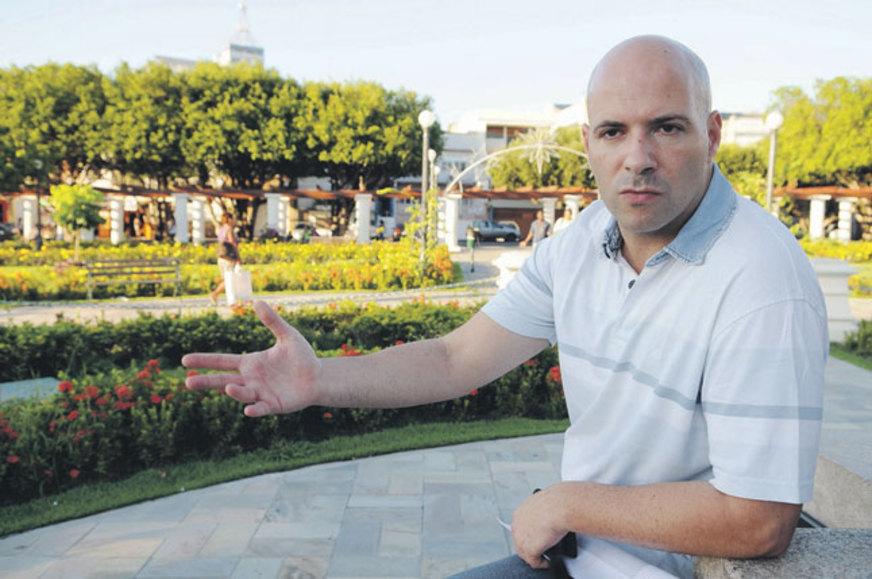 Técnico do Fast faz aniversário e quer título de presente