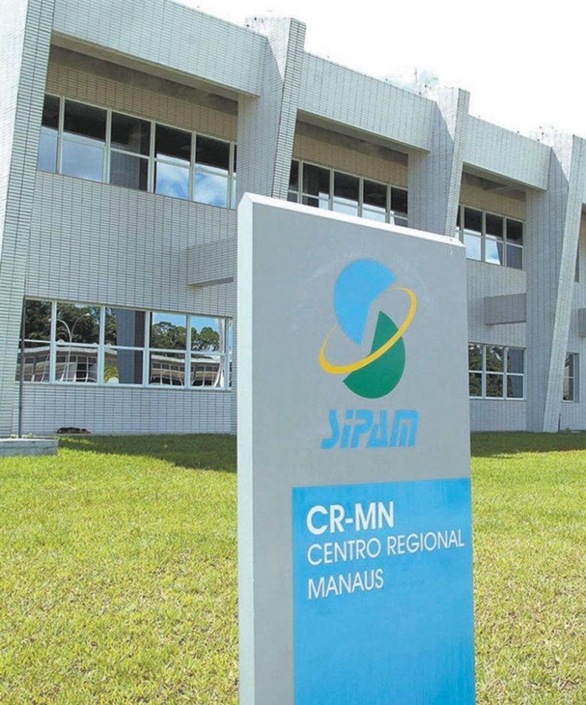 Programa de capacitação cientifica oferece até R$ 6 mil em bolsas no AM