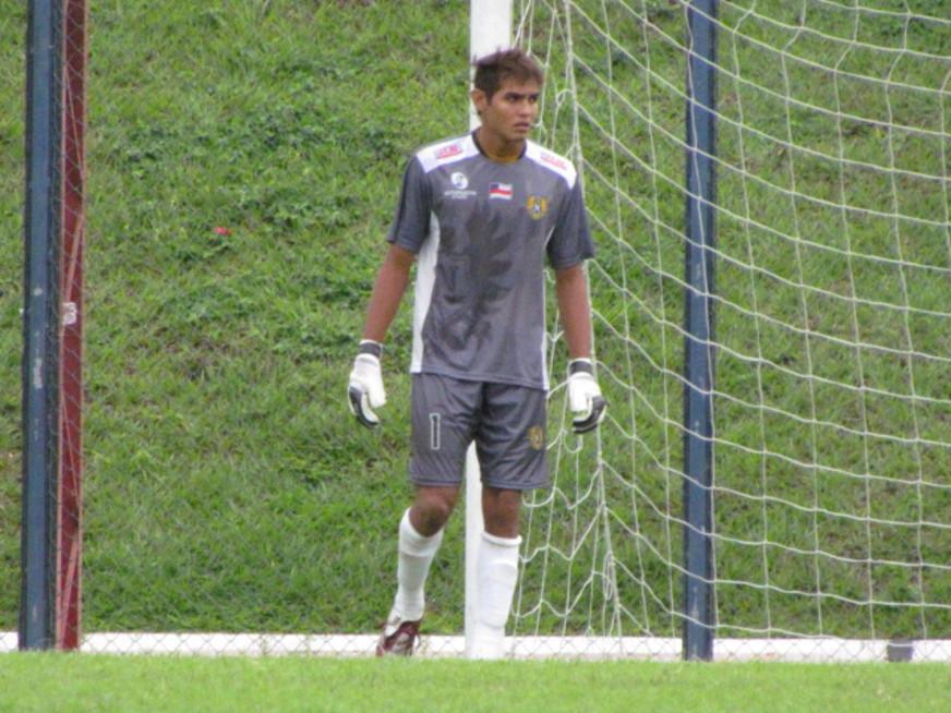 Com Jairo suspenso, Jonathan ganha mais uma chance no Naça