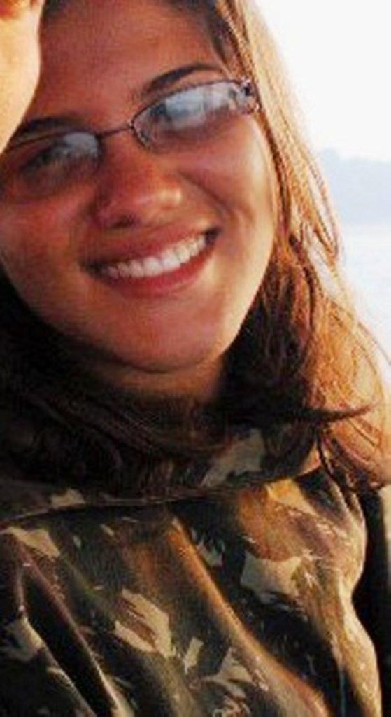 Corpo de universitária morta na Bahia, chega em Manaus