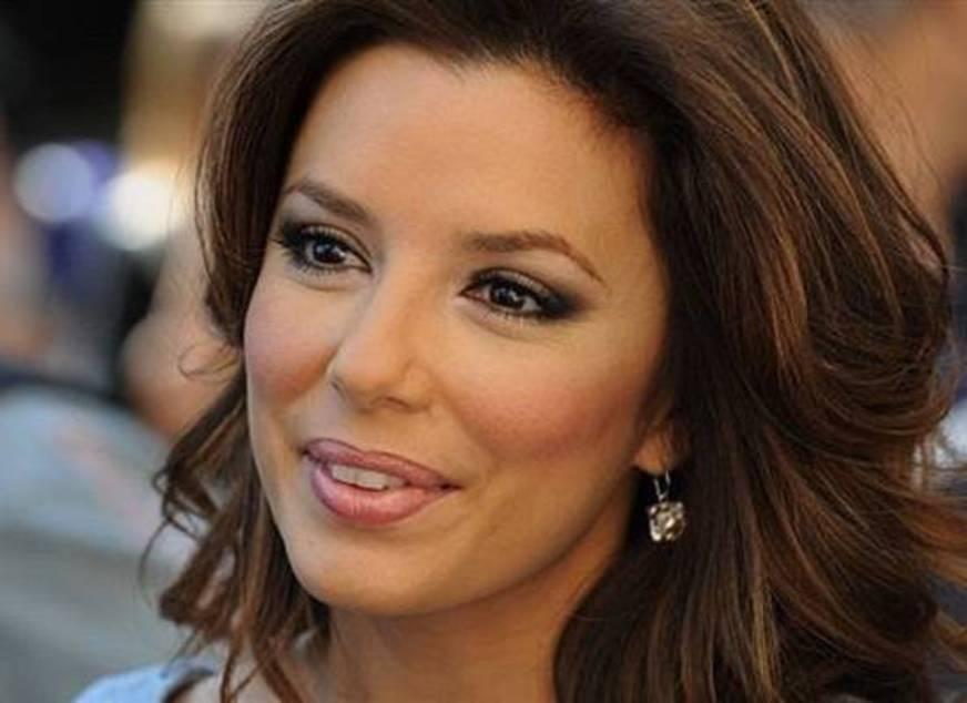 Eva Longoria termina namoro com irmão de Penélope Cruz