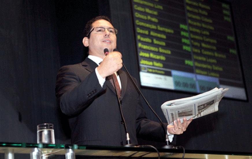 Parlamentares querem revisão de contas da Seminf