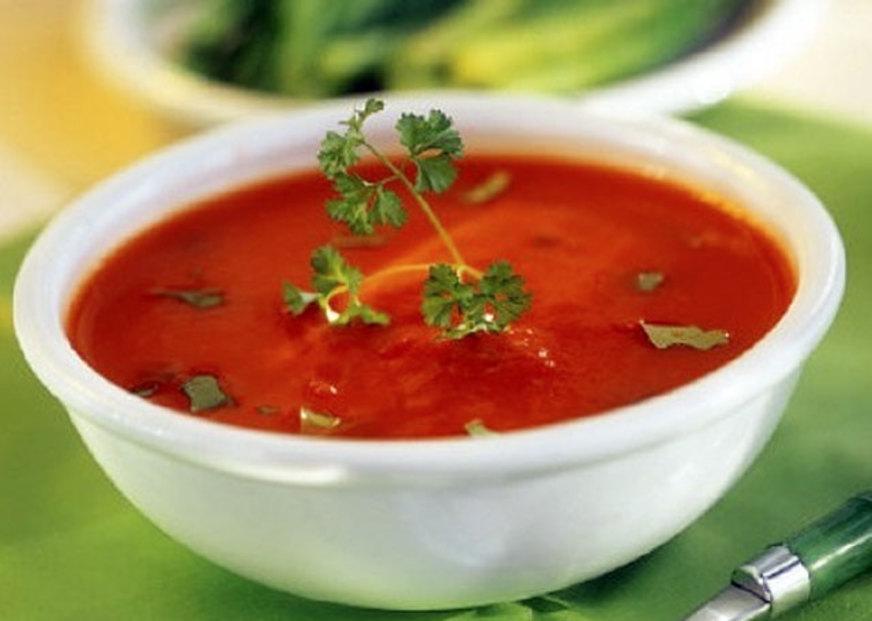 Sopa de tomate cremosa