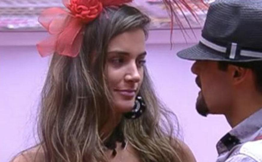 Yuri e Laisa confirmam namoro