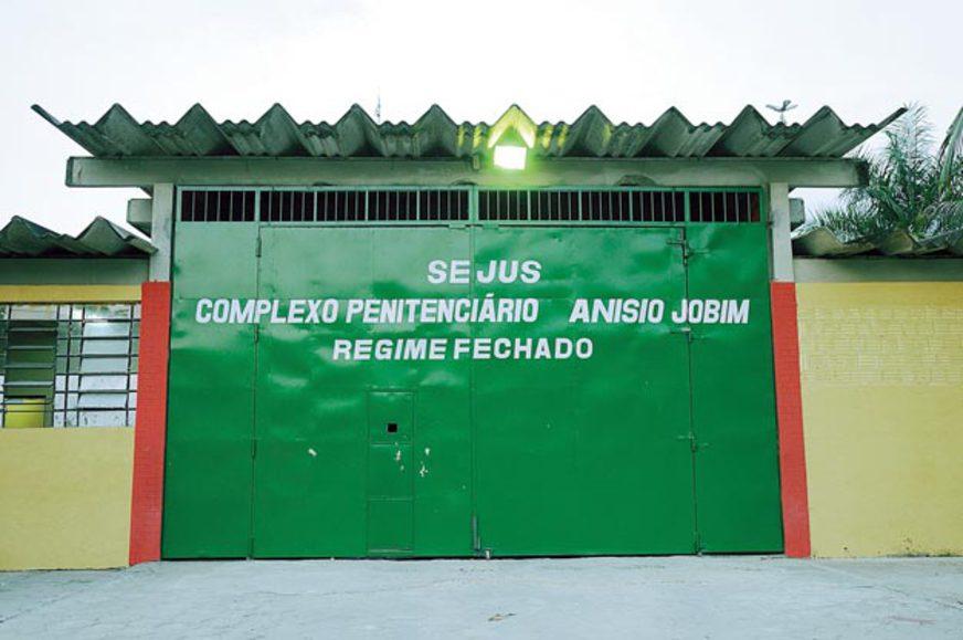 Polícia realiza revista em penitenciária do Amazonas