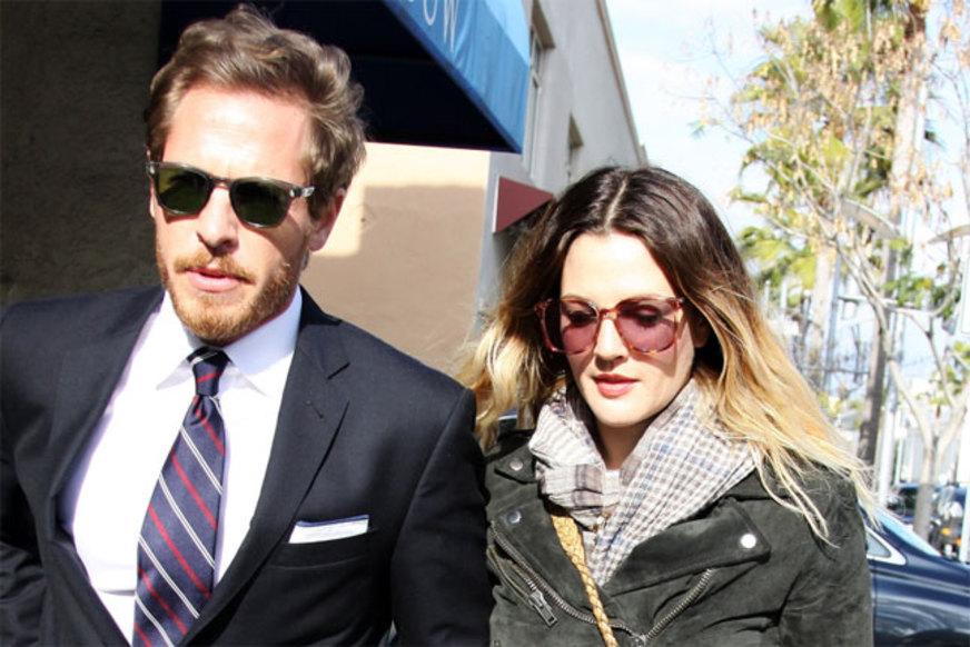 Drew Barrymore irá se casar no dia 2 de junho