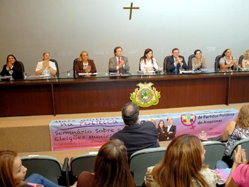 Mulheres querem mais vagas no Parlamento do AM