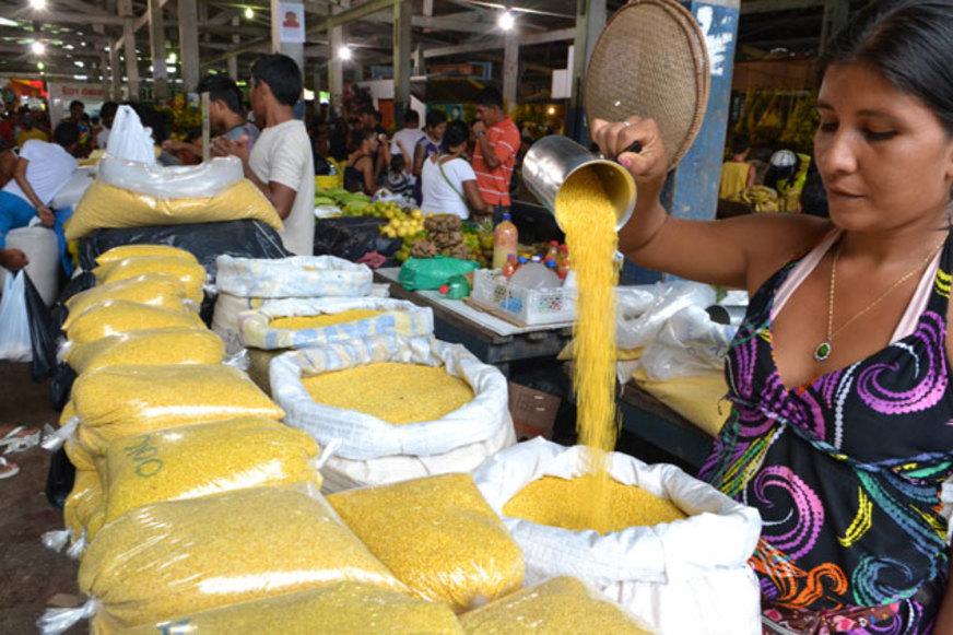 Farinha está mais cara que o peixe em Manaus