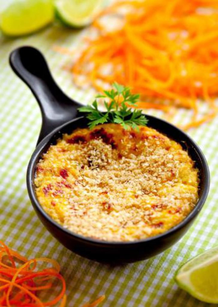 Peixe desfiado gratinado