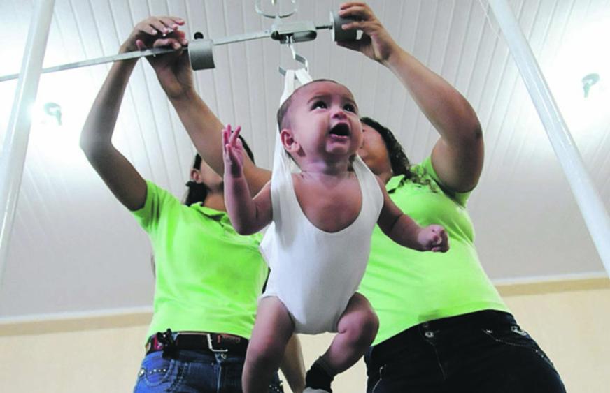 Festa pelas crianças saudáveis no bairro Compensa em Manaus