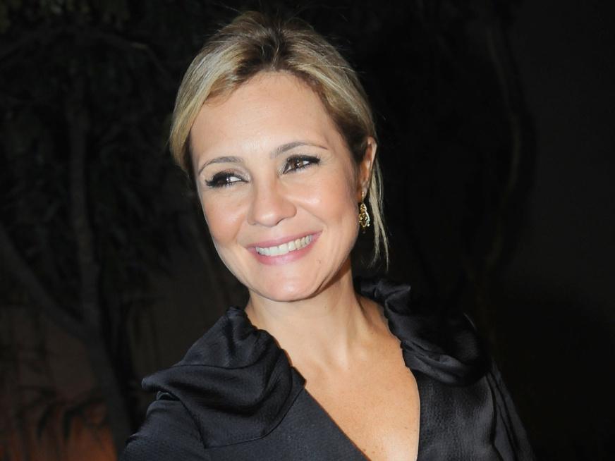 Adriana Esteves comenta sucesso como vilã em novela
