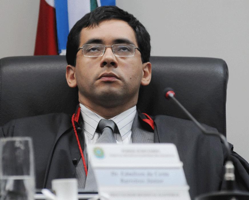 TRE absolve governado do AM pela 6ª vez