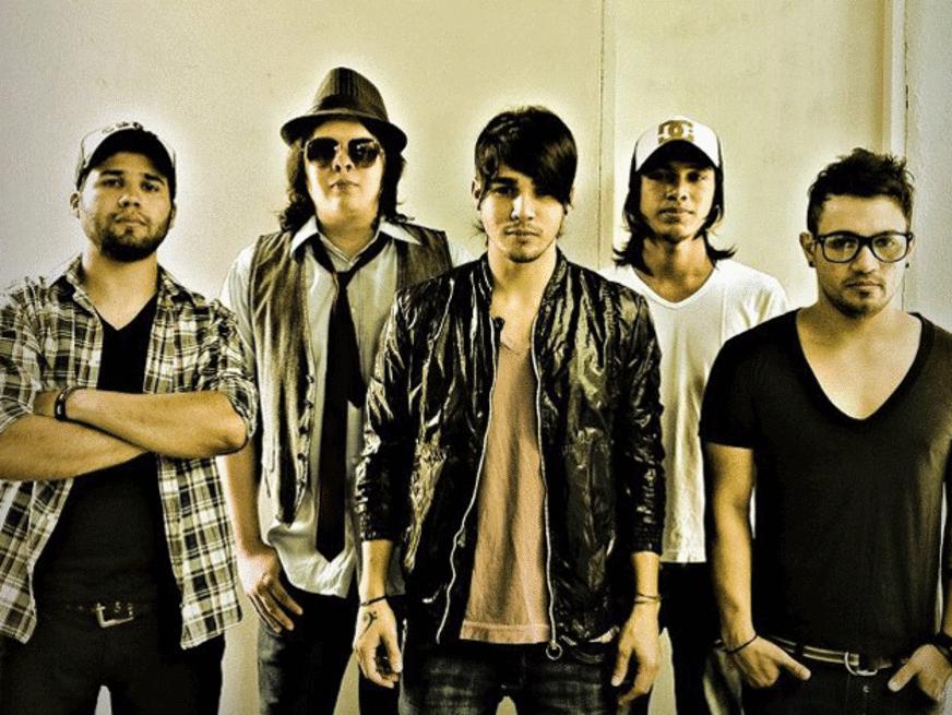 Banda Redphone começa despedida com show neste sábado