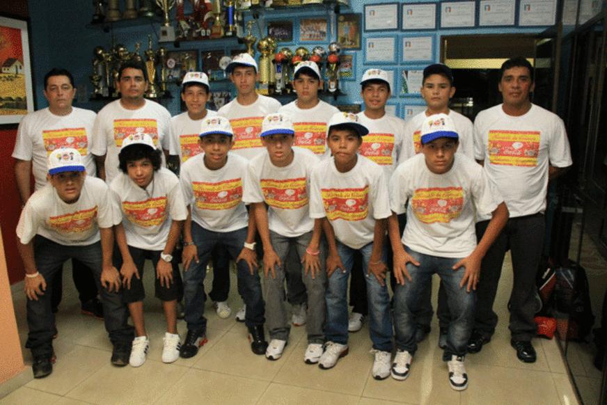 Time do Amazonas realiza última peneira para Copa Coca-Cola 2012