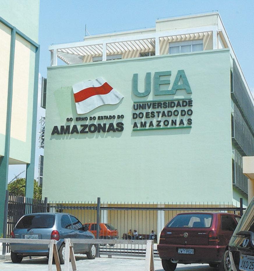 UEA abre 2ª chamada para entrega de documentos dos aprovados no vestibular