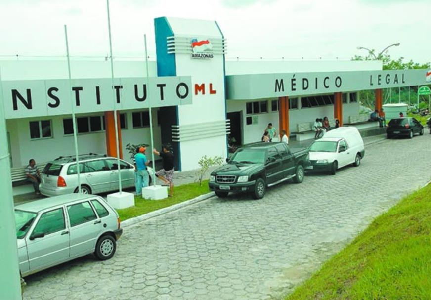 Homem é perseguido e morto com tiro na cabeça no Centro de Manaus