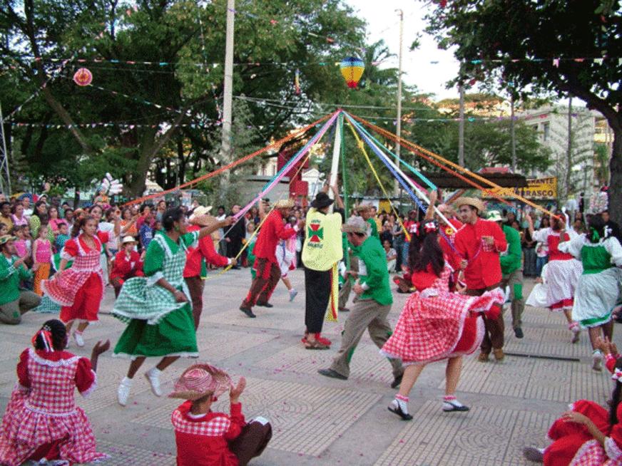 TRE faz blitze educativas em centros sociais e festas juninas
