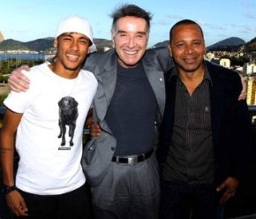 Neymar fecha com Eike e acumula empresas em busca de novos patrocinadores