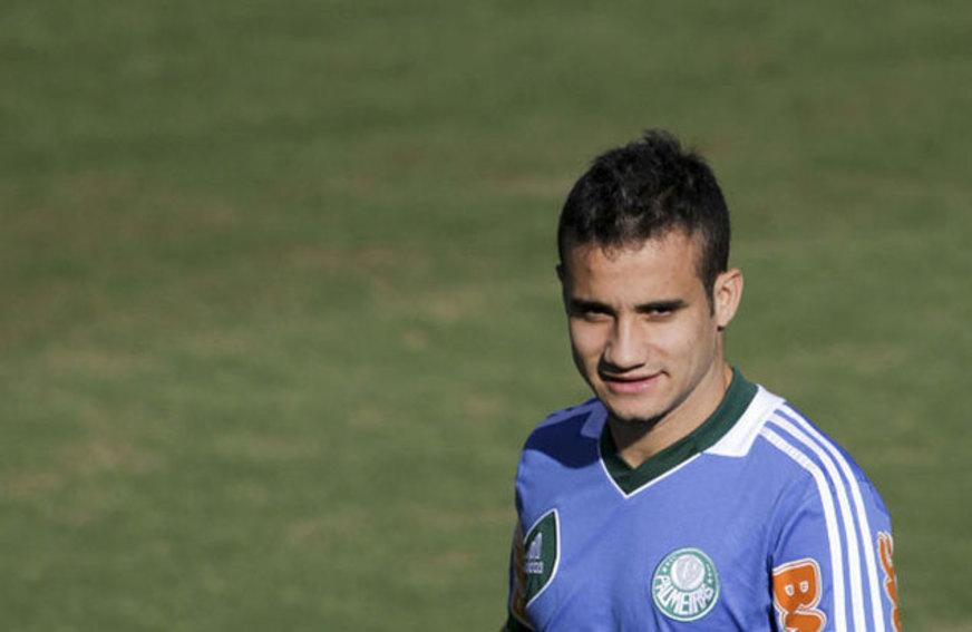 No Verdão, Maikon Leite é relacionado para a final