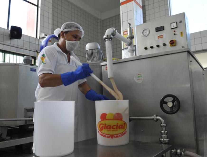 Aumento da temperatura em Manaus eleva procura itens refrescantes